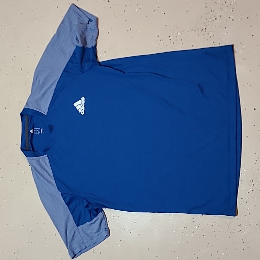 Men Adidas drifit shirt